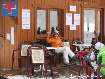 le bar des cascades à Sixt